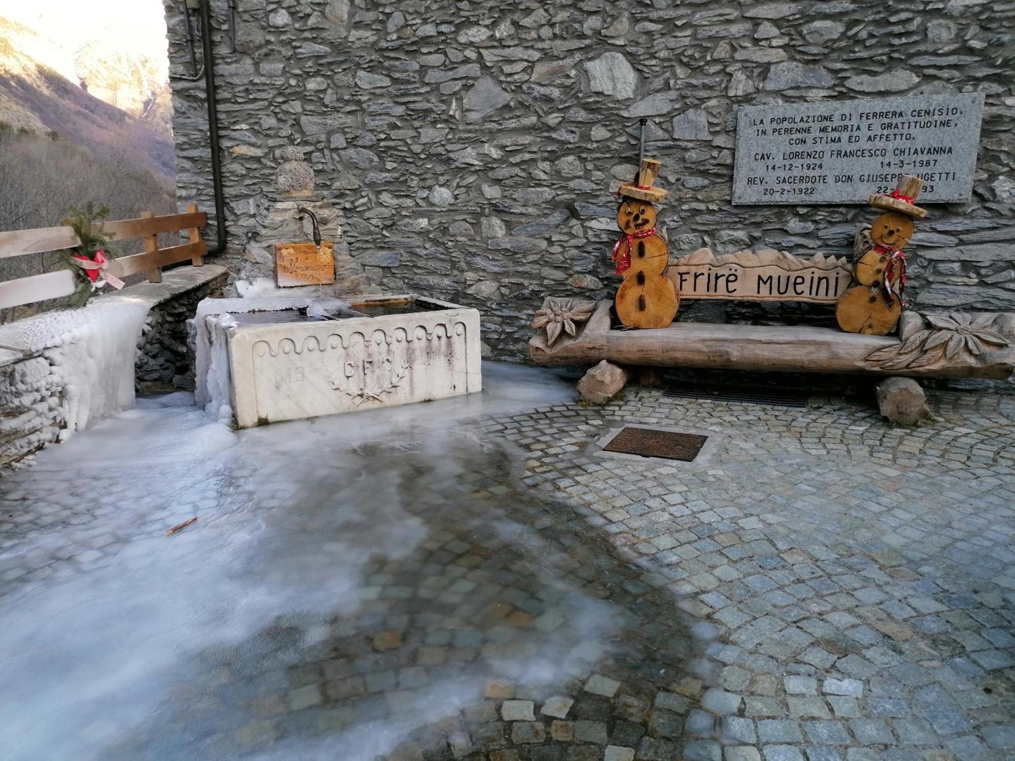 Ca Ad Me Pare Alloggio Con Terrazza Panoramica Moncenisio Exteriör bild