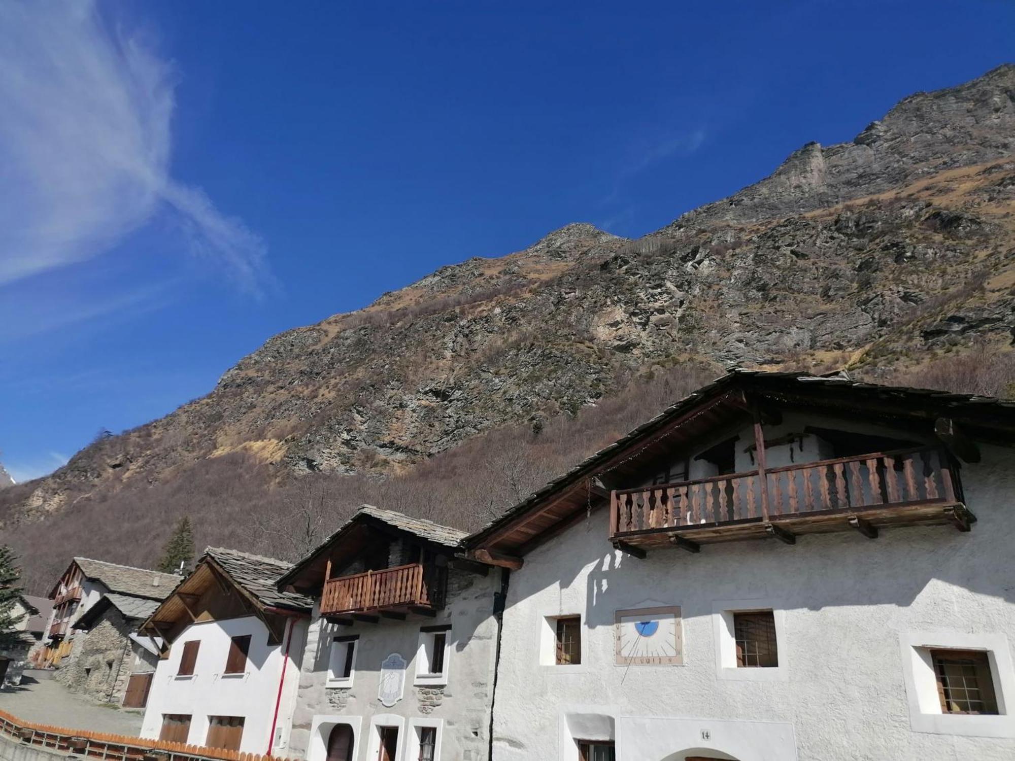 Ca Ad Me Pare Alloggio Con Terrazza Panoramica Moncenisio Exteriör bild