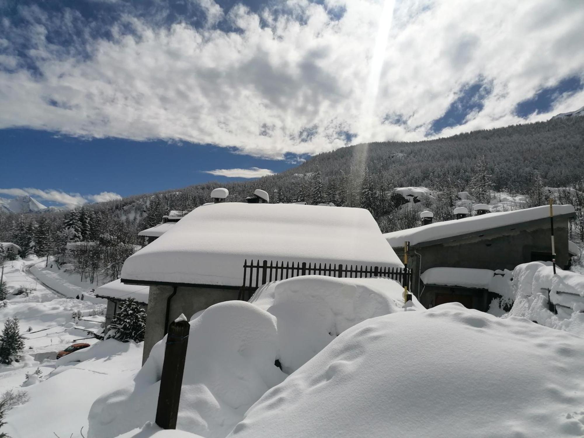 Ca Ad Me Pare Alloggio Con Terrazza Panoramica Moncenisio Exteriör bild
