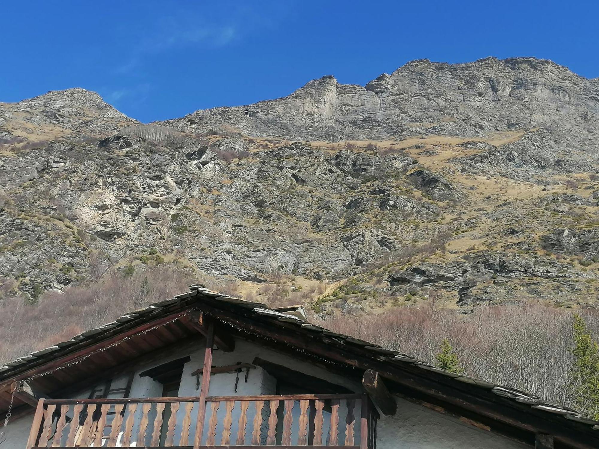 Ca Ad Me Pare Alloggio Con Terrazza Panoramica Moncenisio Exteriör bild